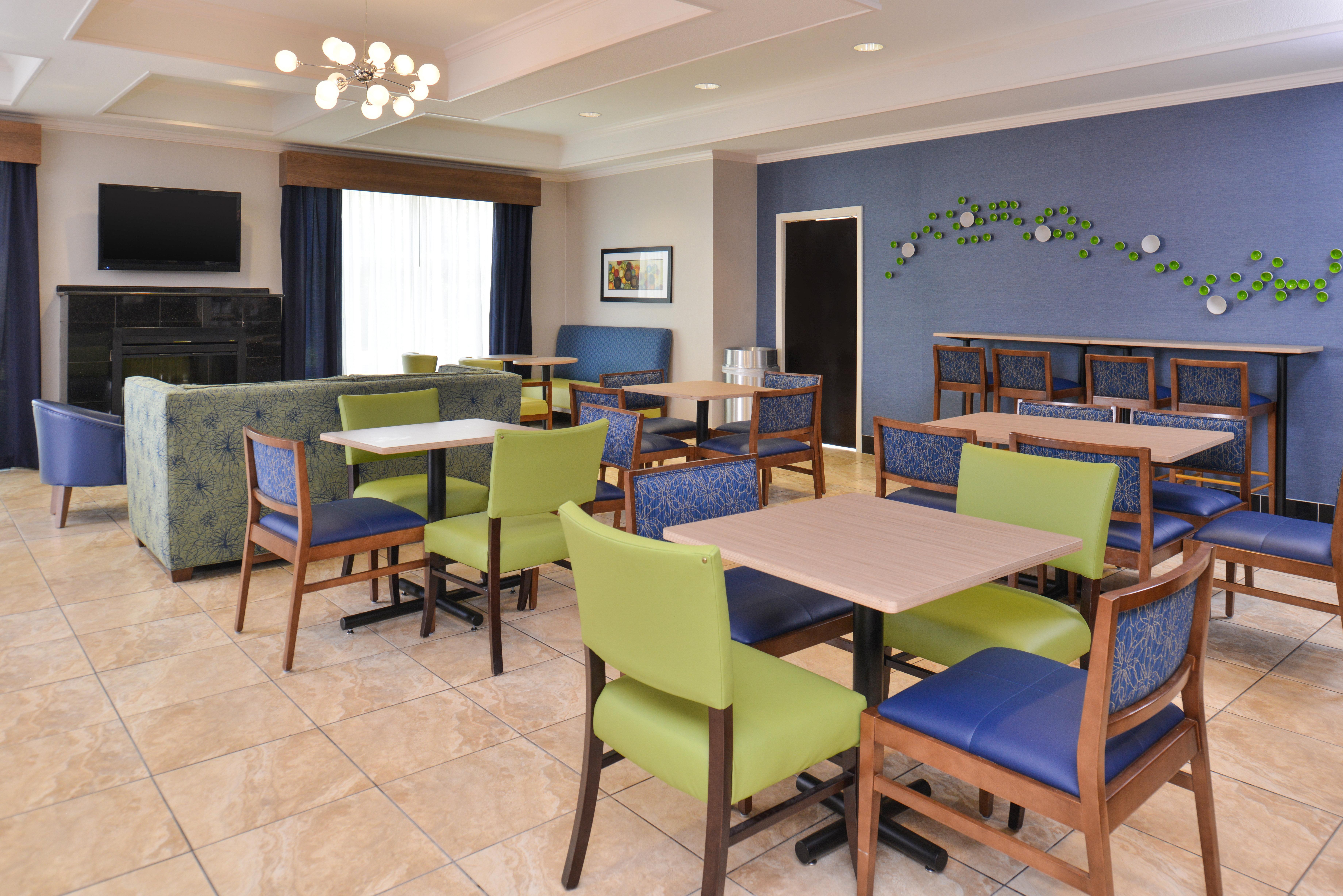 Holiday Inn Express & Suites San Antonio South Kültér fotó